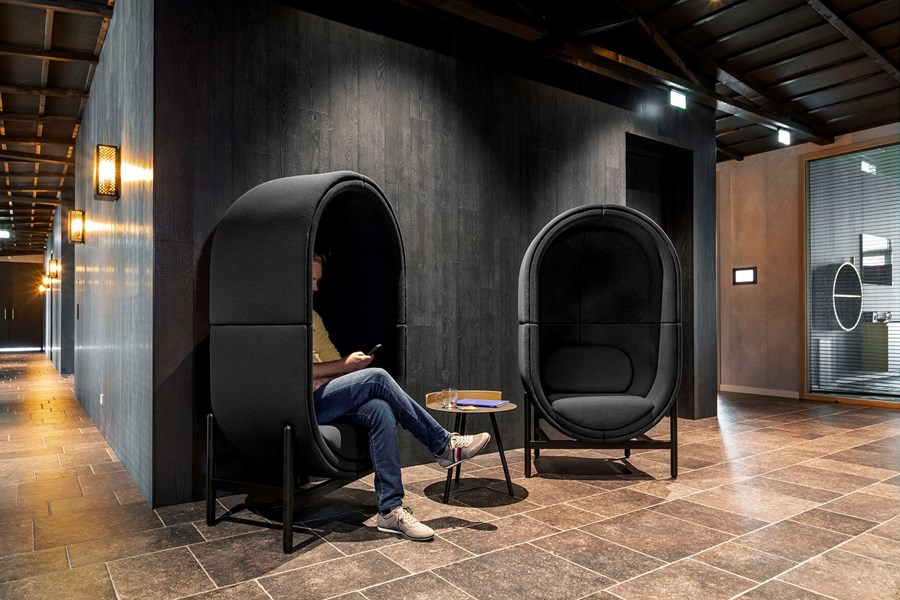 Innovative & Informal: Capsule… Innovative & Informal: Capsule…